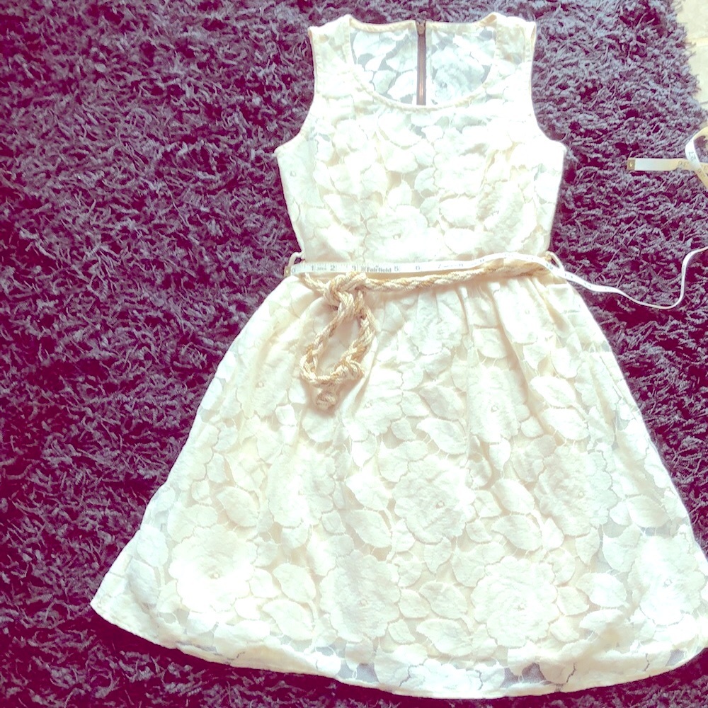 SZ S MINI DRESS 🌸JUST GINGER 🌸 LACE and LINED